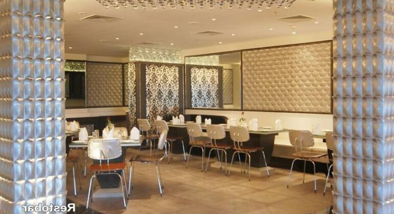 Mayfair Convention - Photo3