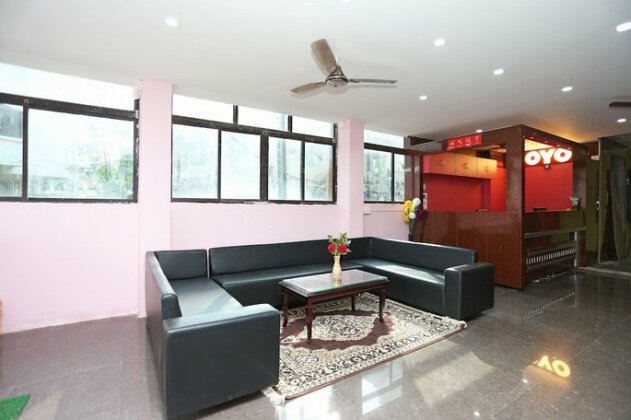 OYO 14489 Aryan Hotel - Photo2
