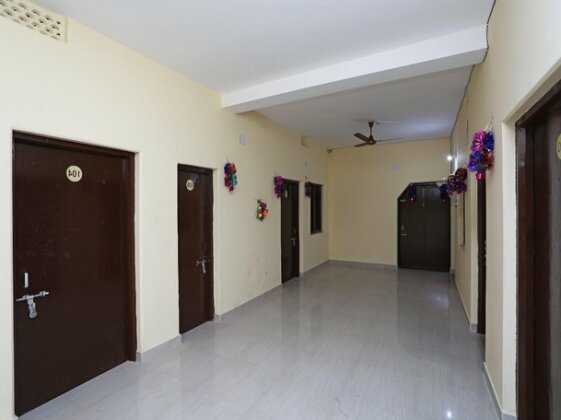 OYO 23024 Hotel Cinnamon - Photo4