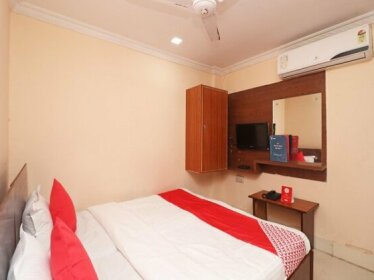 OYO 30149 New Hotel Ashirbad