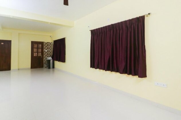 OYO 67672 Devi Residency - Photo2