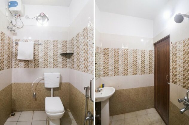 OYO 67672 Devi Residency - Photo4