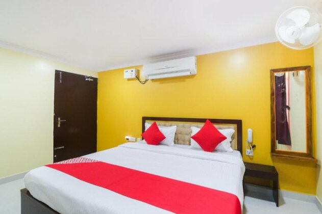 OYO 67672 Devi Residency - Photo5