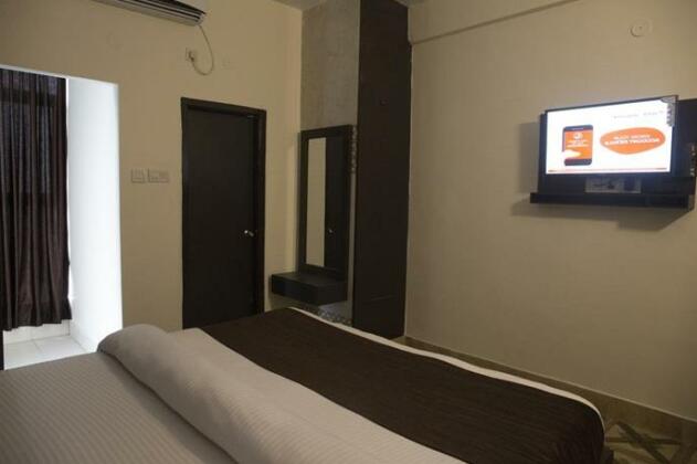 OYO 7674 Hotel Stellar - Photo3