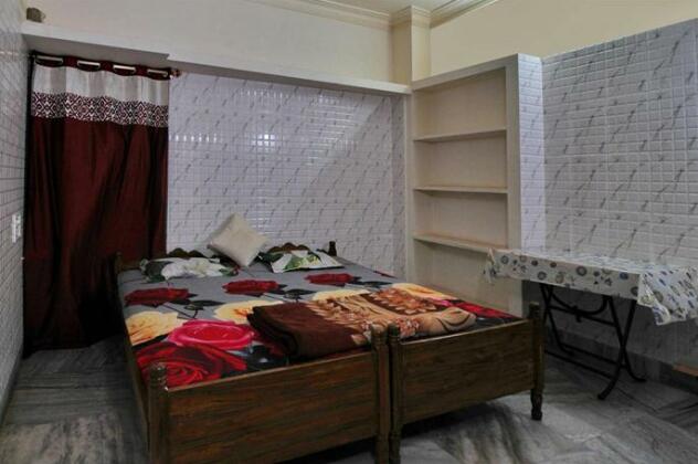 Patra Guest House - Photo5