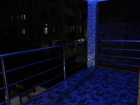 SR Corporate Guest House - Photo2