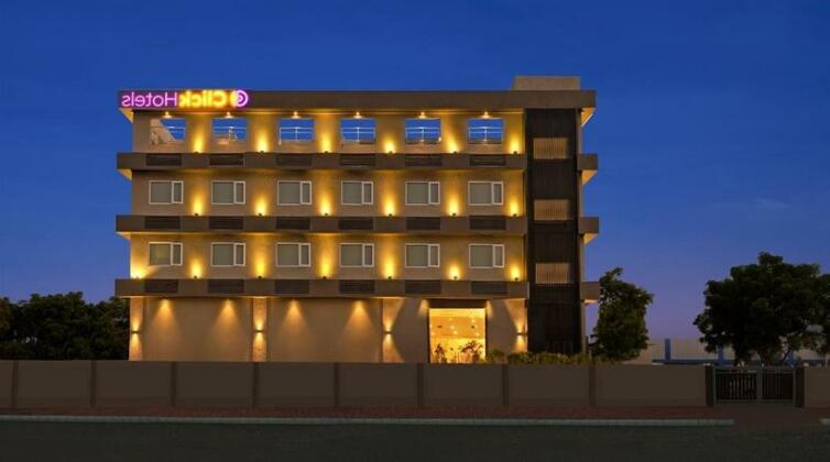 Click Hotel Bhuj