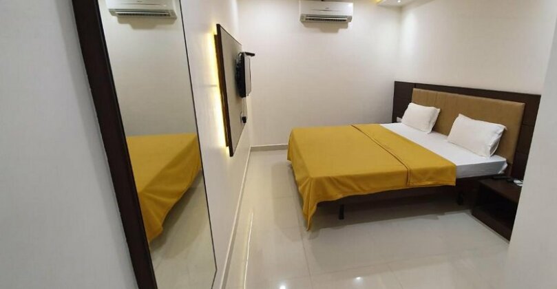 Hotel N K - Photo2