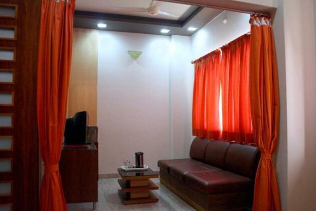 OYO 28448 Tree Top Residency - Photo2