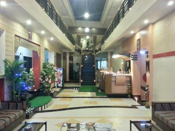 Shiv Hotel - Photo2
