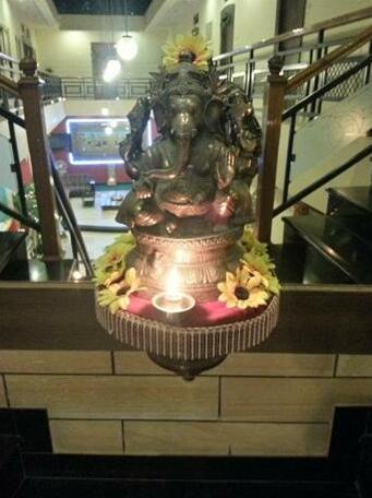 Shiv Hotel - Photo4