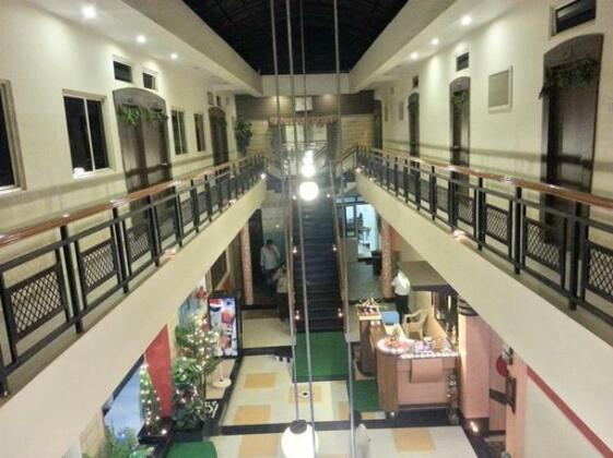 Shiv Hotel - Photo5