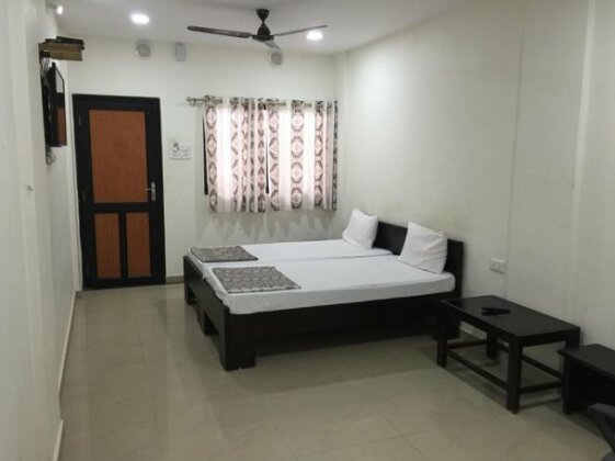 V R P Guest House - Photo2