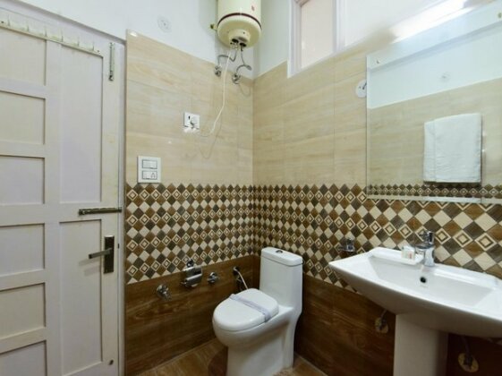 Hotel Sarla Regency Bhuntar - Photo4