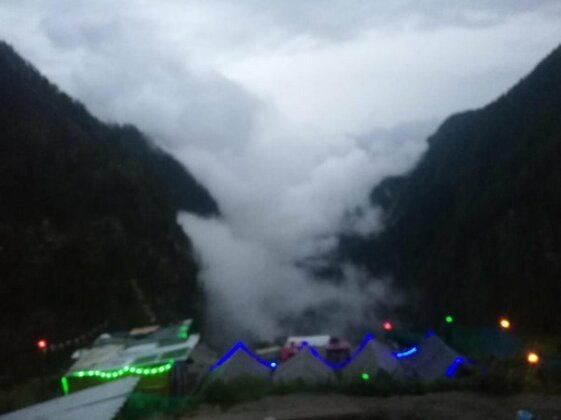 Summer hills Malana - Photo5