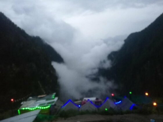 Summer hills Malana - Photo5