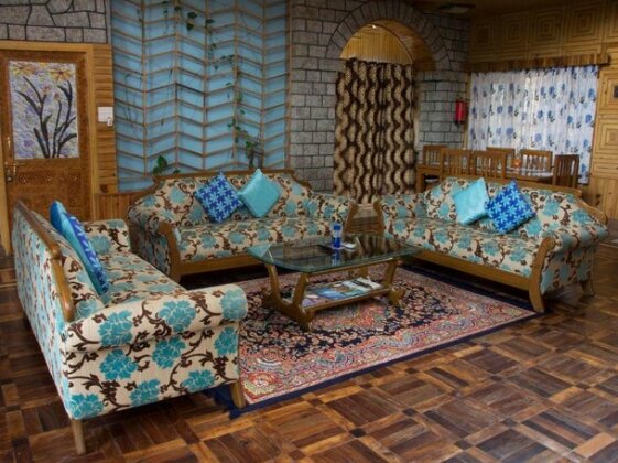V Resorts Kullu - Photo3
