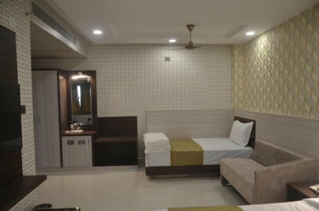 Hotel Rajeev Regency - Photo2