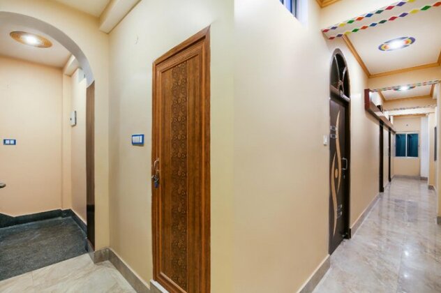 OYO 70909 Hotel Singh Palace - Photo3