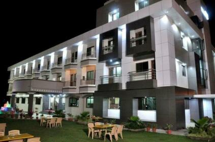 Hotel Pleasant stay Bijapur