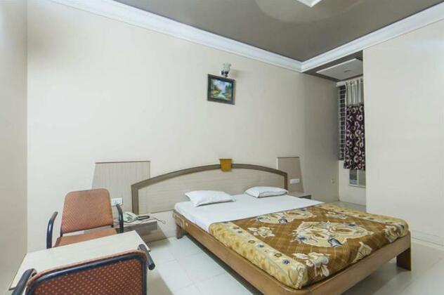Shashinag Residency Hotel - Photo4