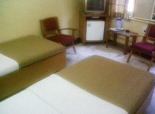 Chanakya Hotel - Photo5