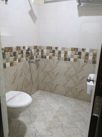 Hotel Shri Gourav - Photo3
