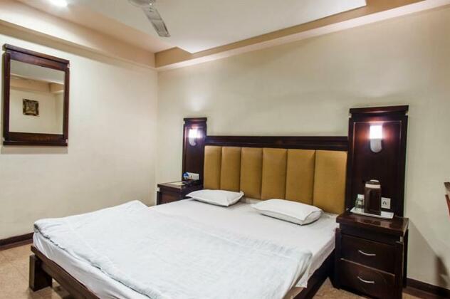 OYO 24178 Hotel Vrindavan Regency - Photo2