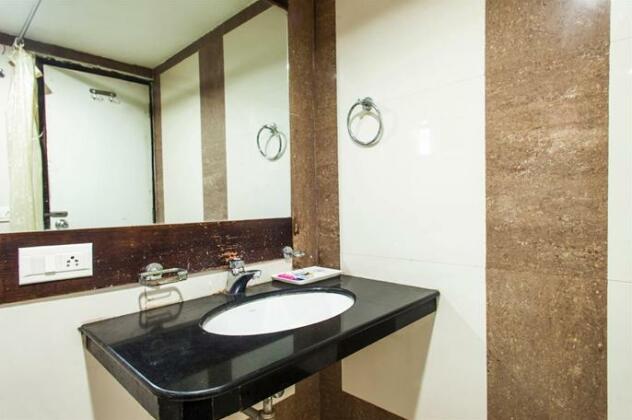 OYO 24178 Hotel Vrindavan Regency - Photo4