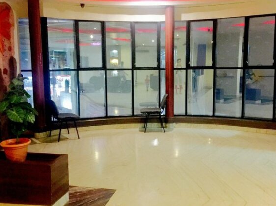 STARiHOTELS Bilaspur - Photo2
