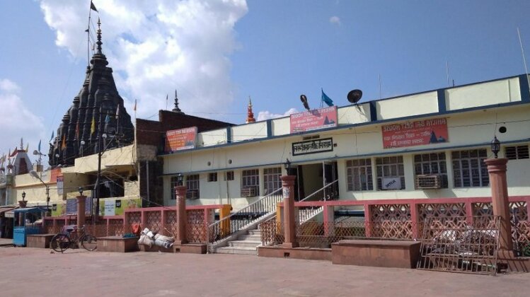 Ahilya Bai Rest House - Photo2