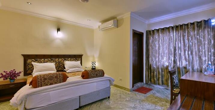 Hotel Taj Darbar - Photo3