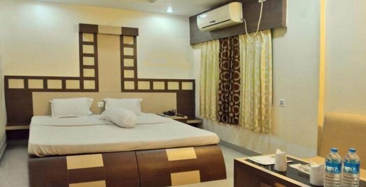 Hotel Royal Bengal - Photo4