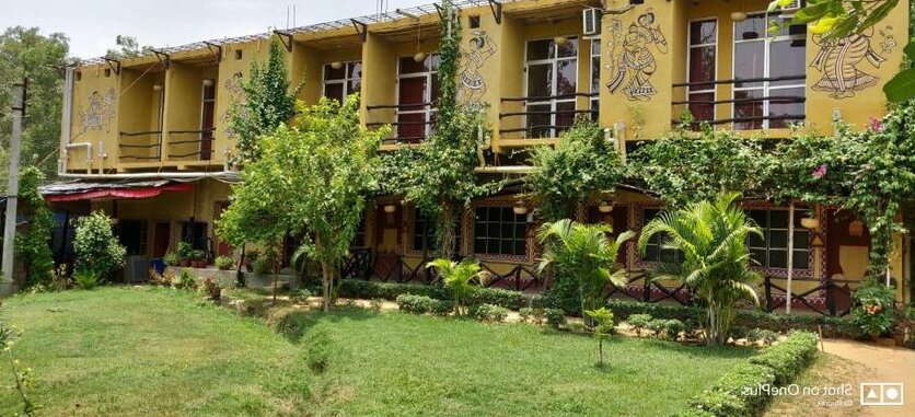 Roshnai Village Resort