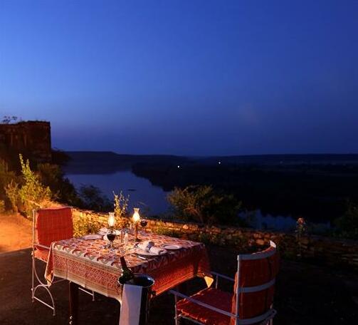 Bhainsrorgarh Fort - Photo4