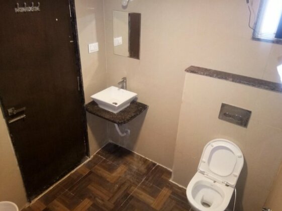 Hotel Grand Shivam - Photo4