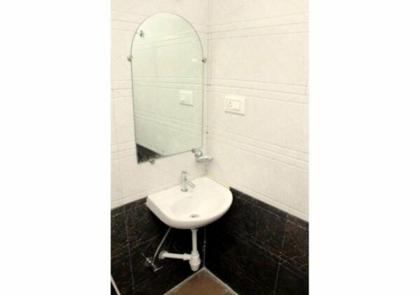 Comfy Flat in-vicinity of Calangute Beach - Photo3