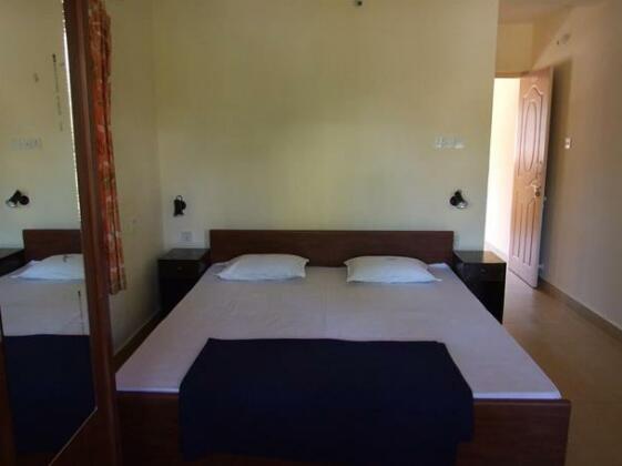Empire Guest House Calangute - Photo2