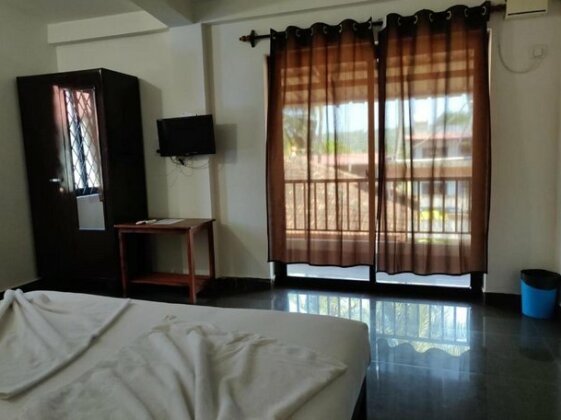 Ocean Beach Rooms - Photo2
