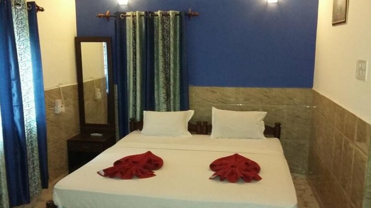 Oceans 7 Inn - Photo2