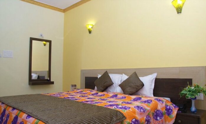 RBR Beach Resort Calangute - Photo4