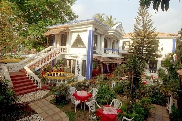 The Ronil Royale - Photo2