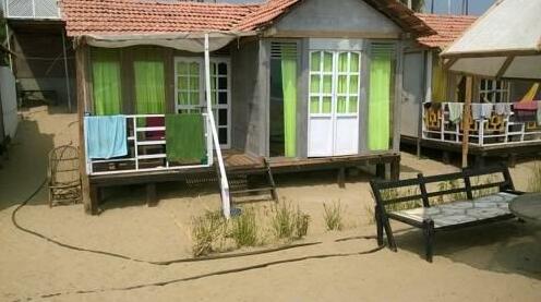 Romance Beach Huts - Photo2