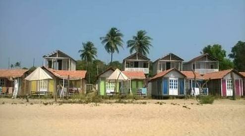 Romance Beach Huts