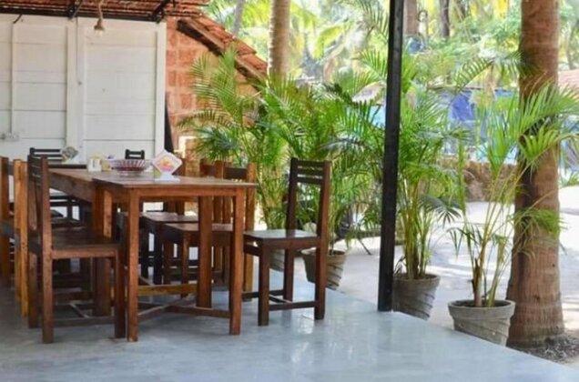 Trimurti resort - Photo3