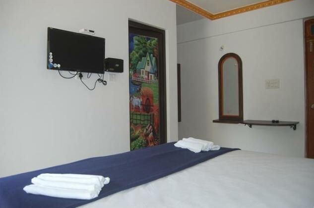 Tulshi Guest House - Photo3
