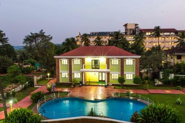 1 Br Apartment With A Stunning Pool View - Photo2