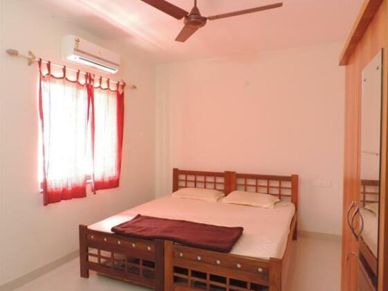 1bhk Apartment - Green Palm Holiday Homes - Photo2
