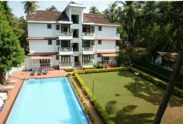 Amazing cozy room in a resort Candolim - Photo2