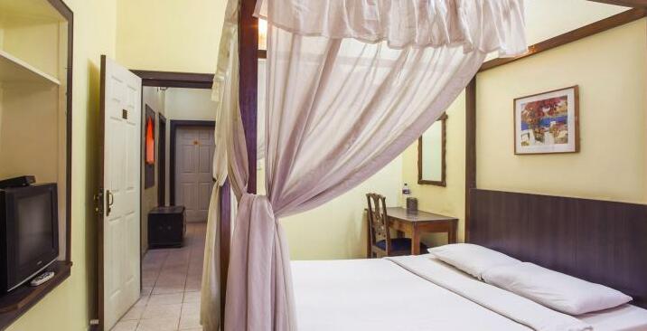 Banyan Tree Courtyard - Photo2